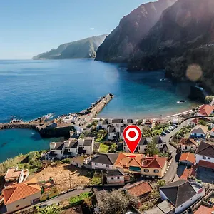 Casa Videiras Seixal (Madeira)